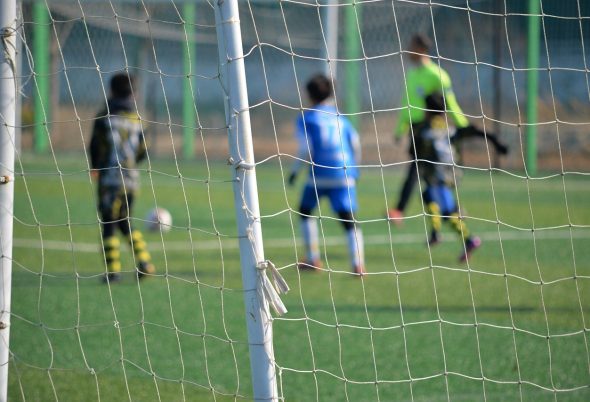 Beneficios del fútbol para niños y adolescentes