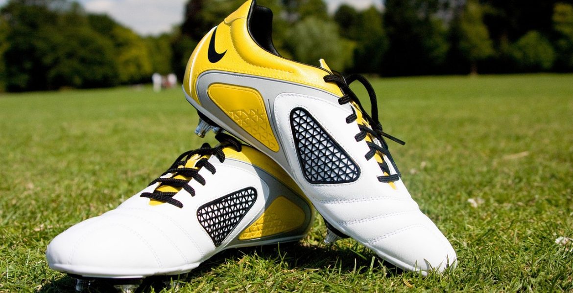 Cómo elegir los mejores botines de fútbol para niños