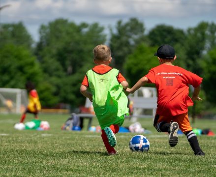 Cómo enseñar a los niños a jugar en diferentes posiciones